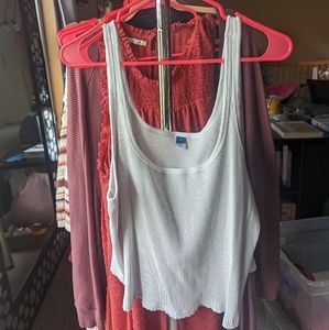 🧡Old Navy square neck whiteblue crop top 4x